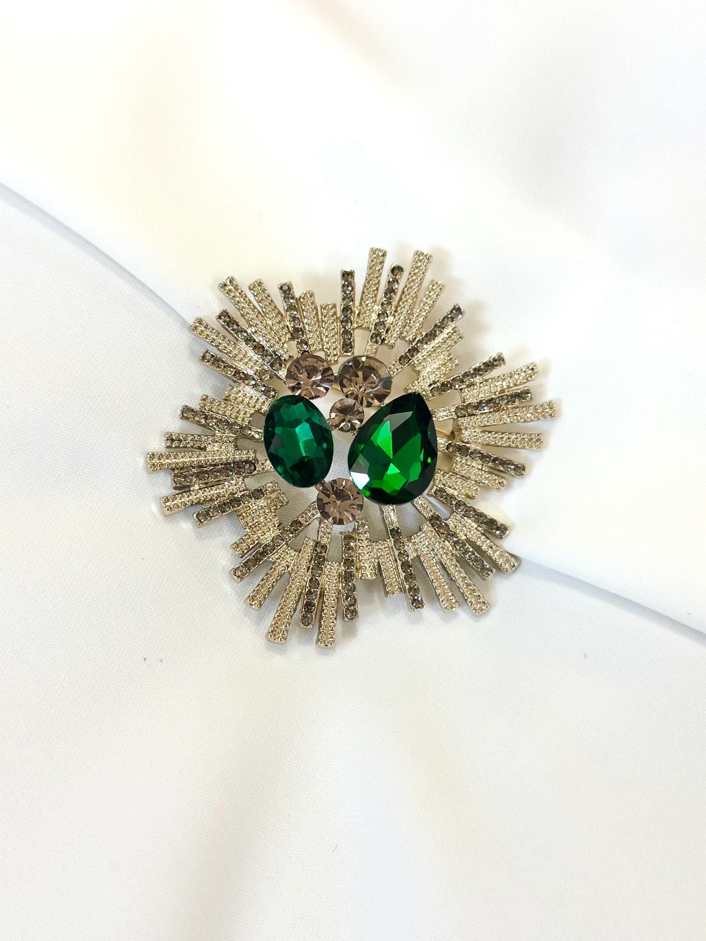 green brooch-lolini vogue