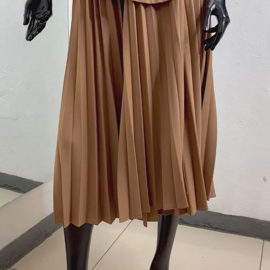 Pleated brown wrap skirt in plus size 