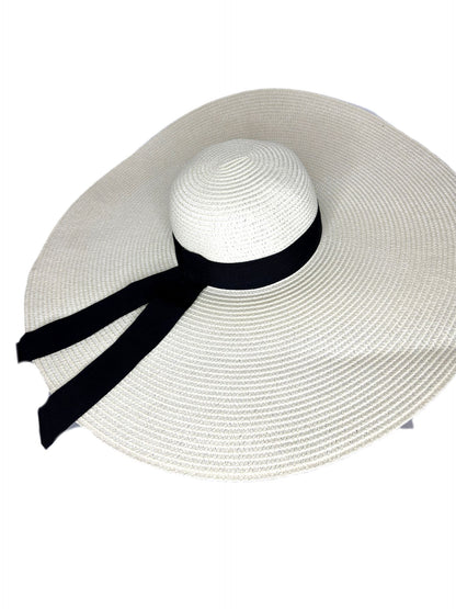 White wide brim sun hat with a black band-Lolini vogue